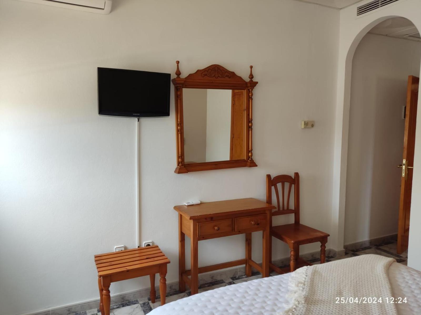 Hostal Quinto Pino Chipiona Εξωτερικό φωτογραφία