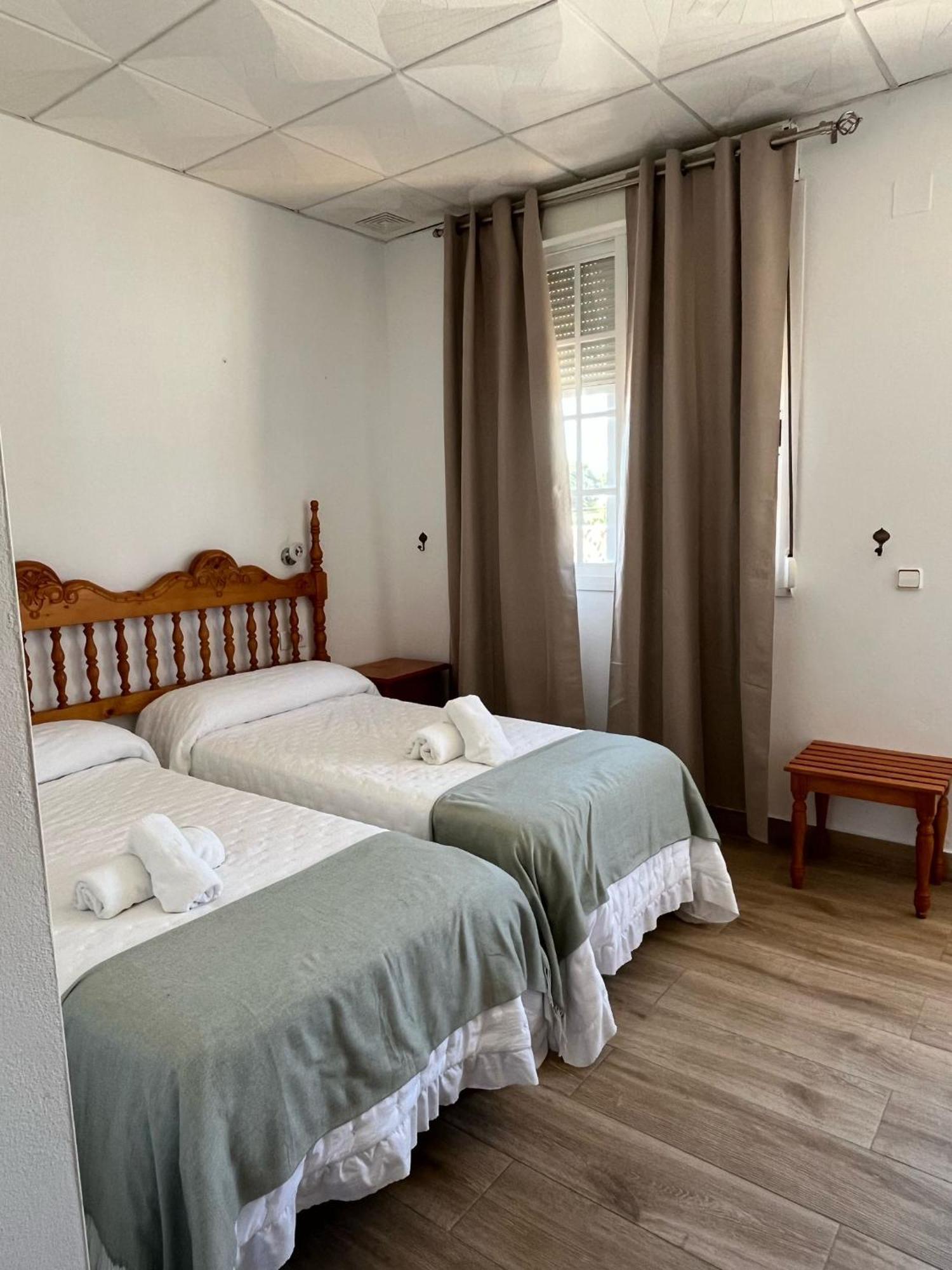 Hostal Quinto Pino Chipiona Εξωτερικό φωτογραφία